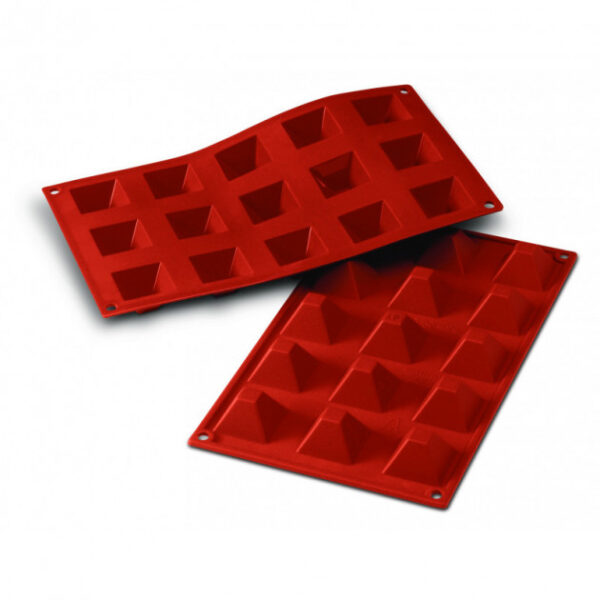Moule Silicone 15 Pyramides 3,6 cm x H 2,2 cm Silikomart